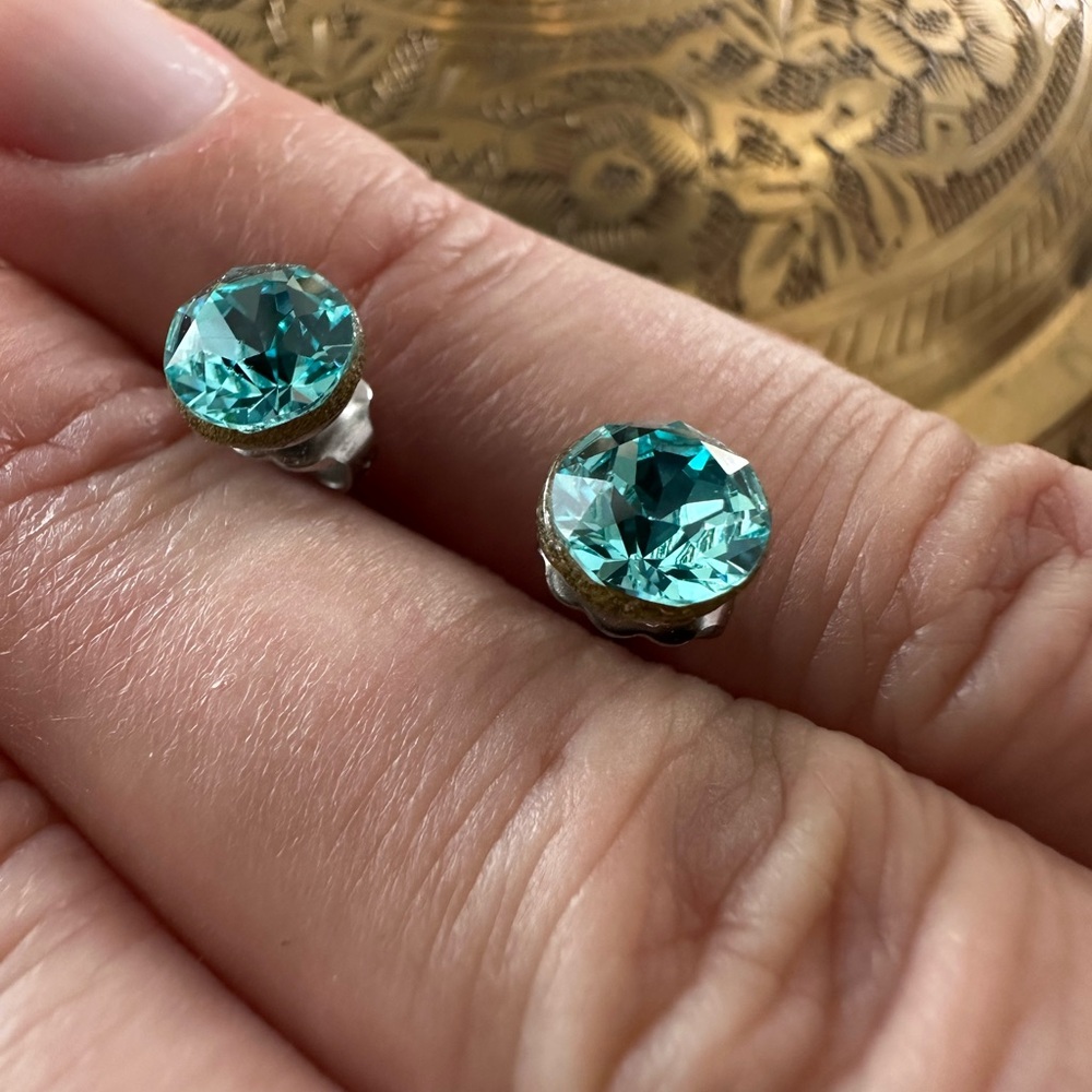 Stud Earrings in Turquoise by Aniri Designs made with Swarovski crystals